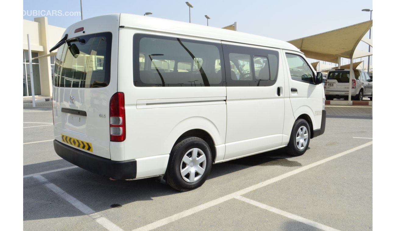 Toyota Hiace MID ROOF