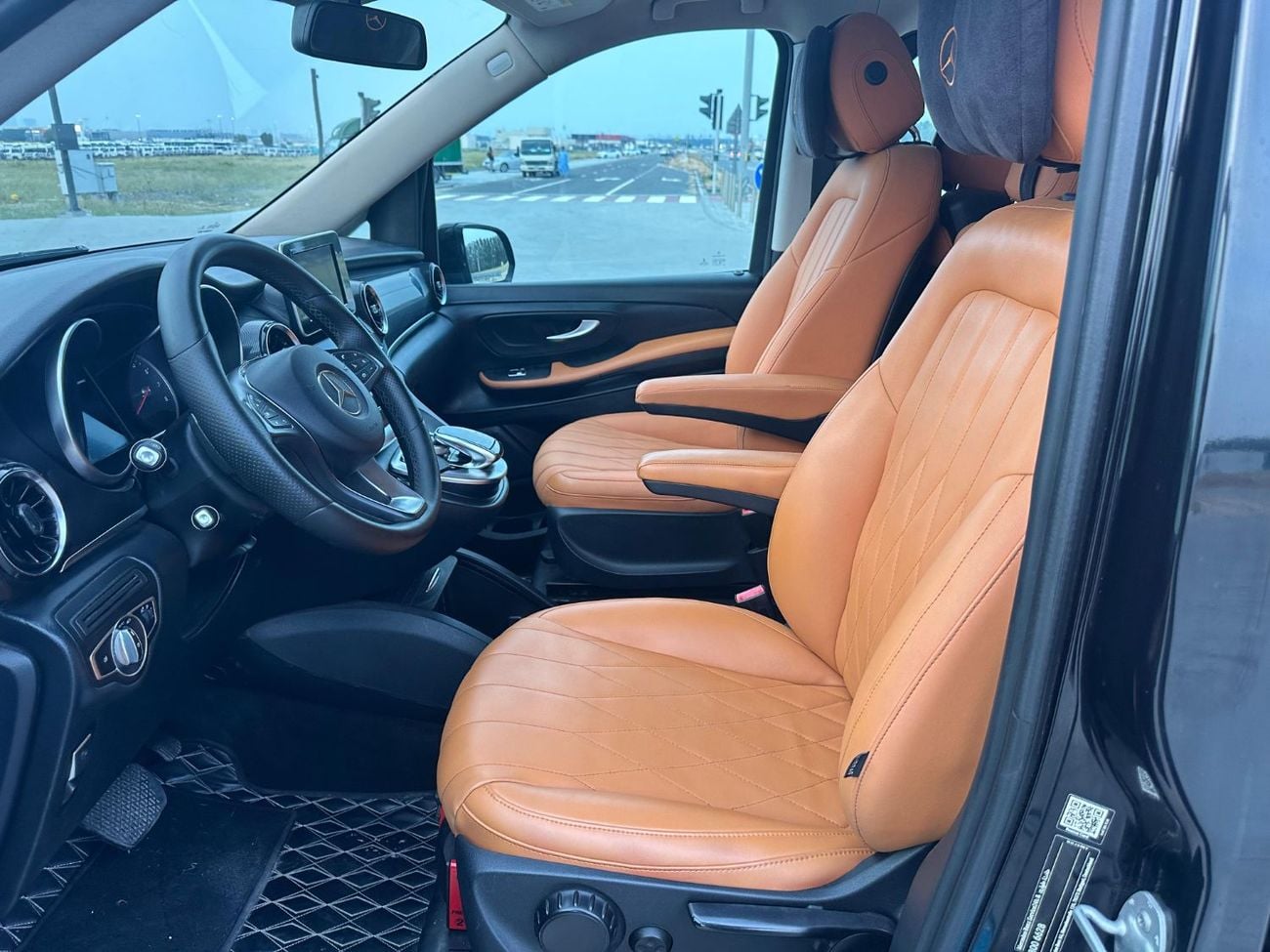 مرسيدس بنز V 250