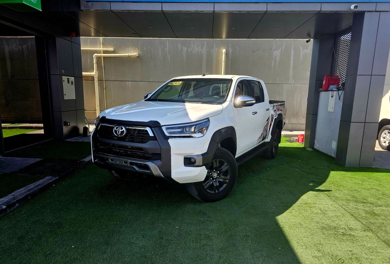 Toyota Hilux SR5/ 4WD PATROL AUTOMTIC/ AUTO WINDOWS/ LOW MILEAGE