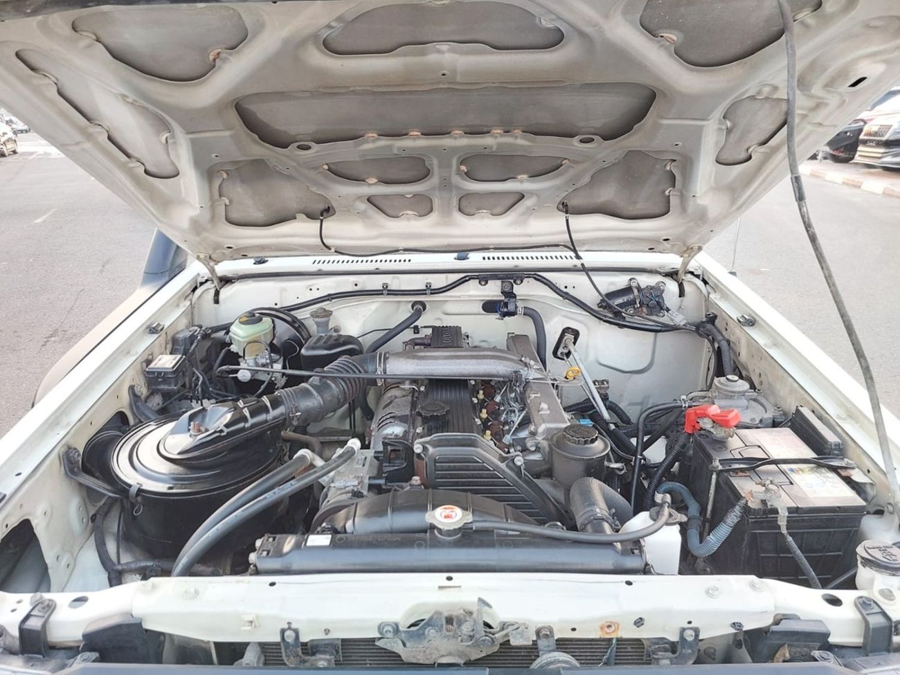 Toyota Land Cruiser TOYOTA LAND CRUISER SUV RHD 2017 MODEL 4.2 L DIESEL MANUAL(PM89627)