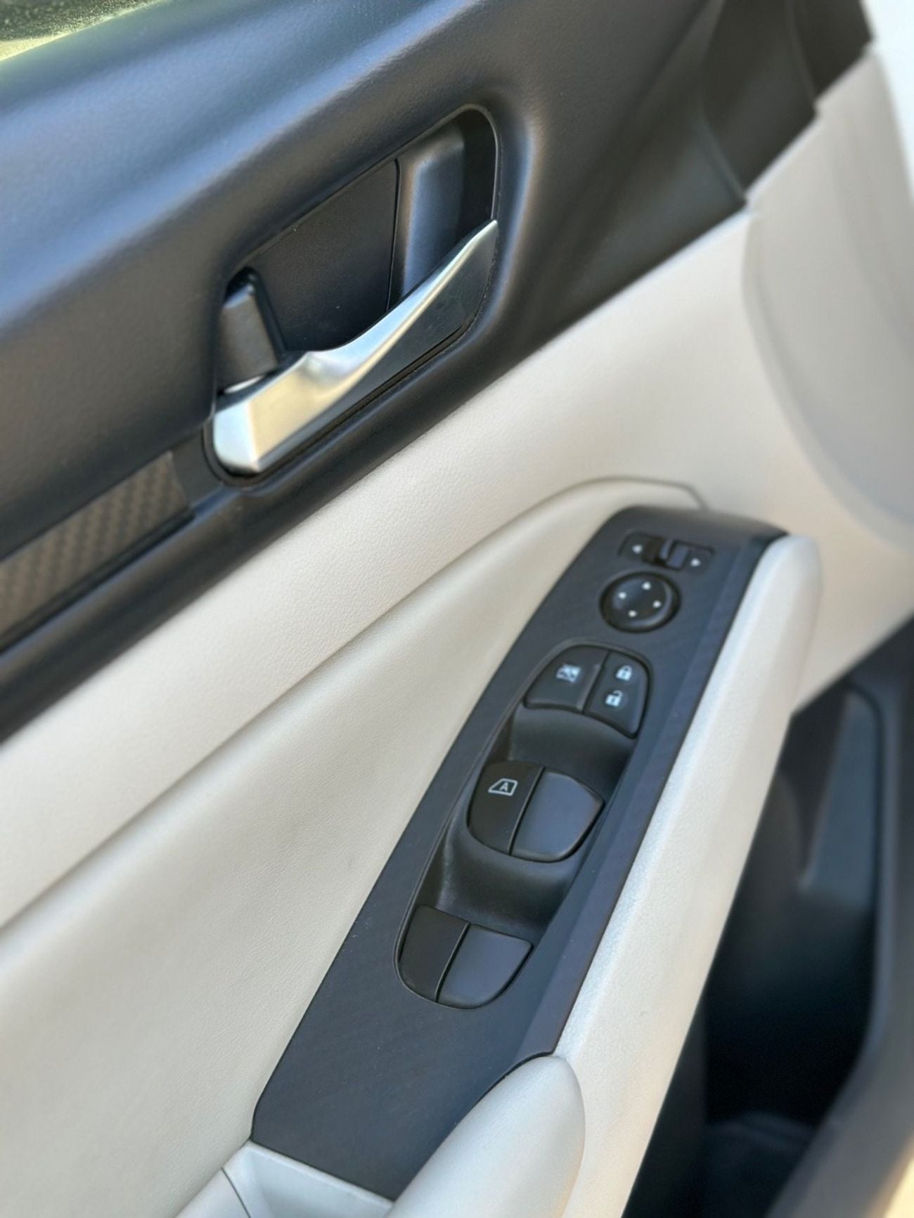 نيسان ألتيما SV 2.5L