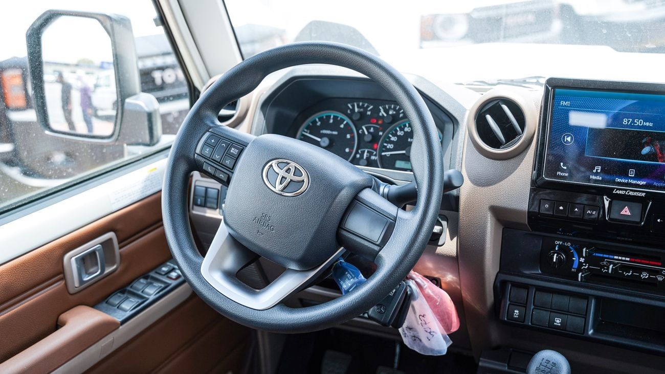 Toyota Land Cruiser 70 TOYOTA LC 76 2.8 DIESEL MT 2026
