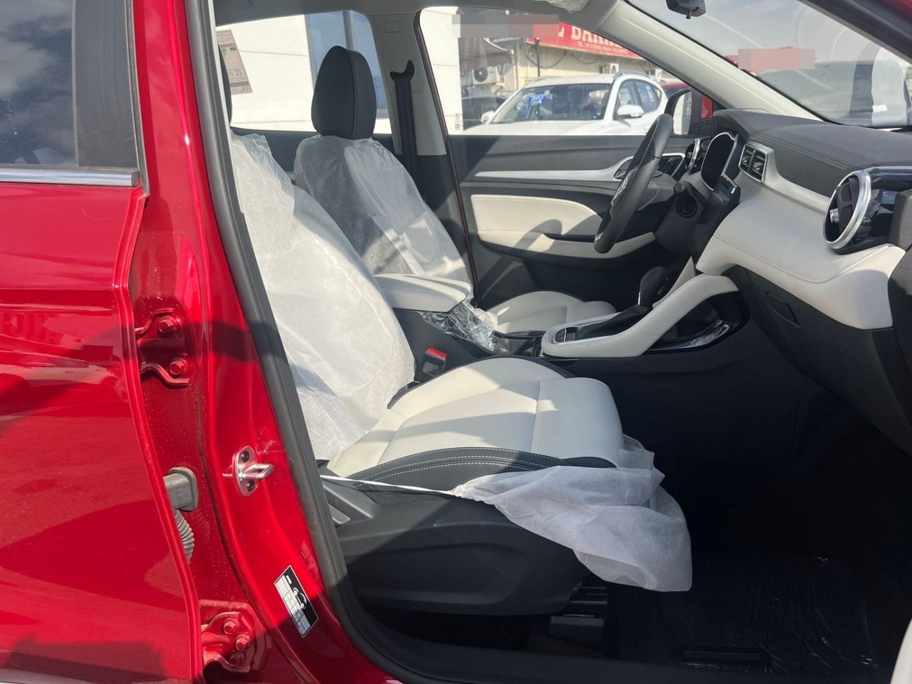 MG ZS MG ZS 1.5L (LUXURY) - 2025 MODEL