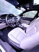 كاديلاك XT4 لاكجوري GCC Specs | Low Mileage | Warranty
