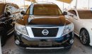 Nissan Pathfinder SV 4WD