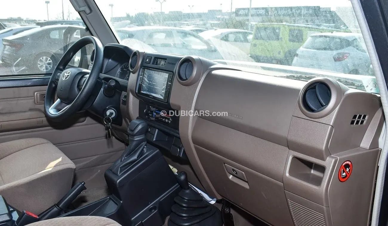 Toyota Land Cruiser 70 D/C AT 4.0