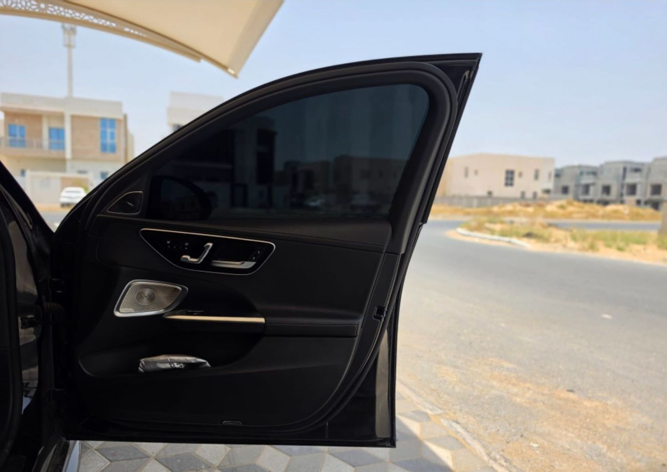 مرسيدس بنز C 300 STANDARD
