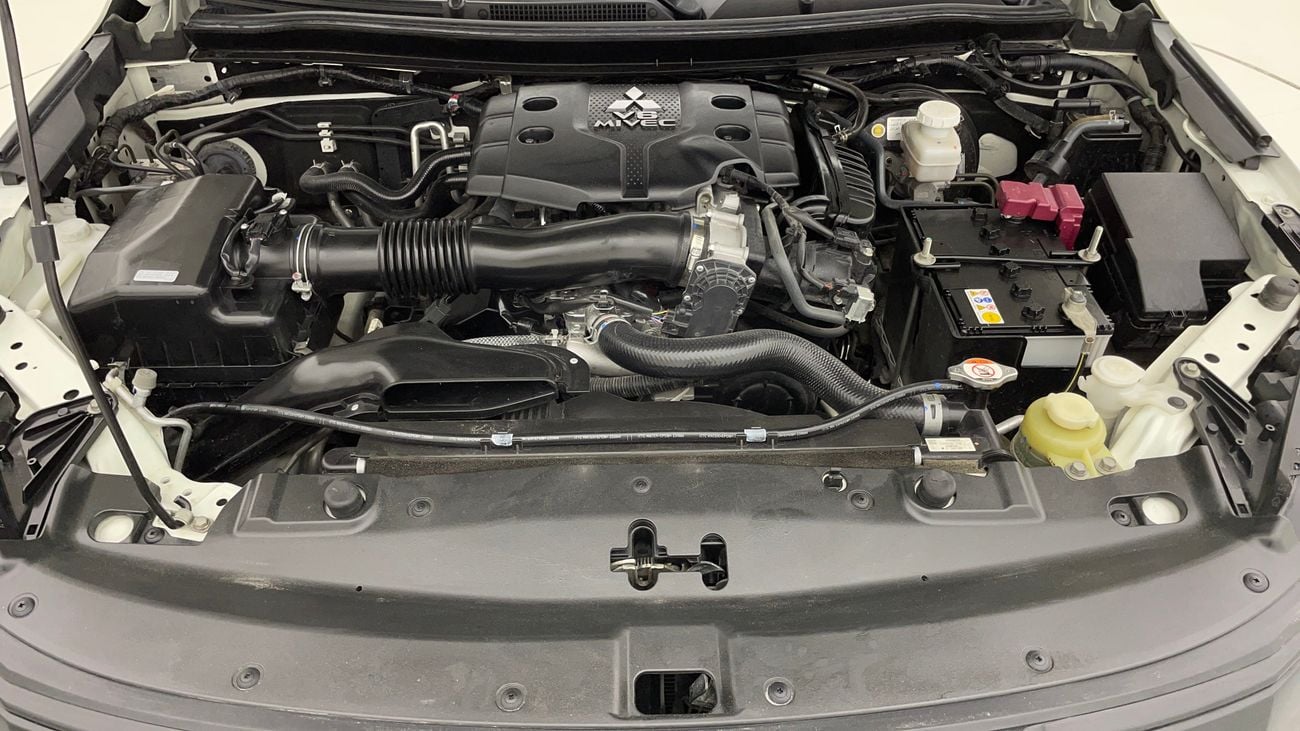 ميتسوبيشي مونتيرو سبورت GLS H/L PRIME EDITION 3 | بدون دفعة مقدمة | اختبار القيادة في المنزل