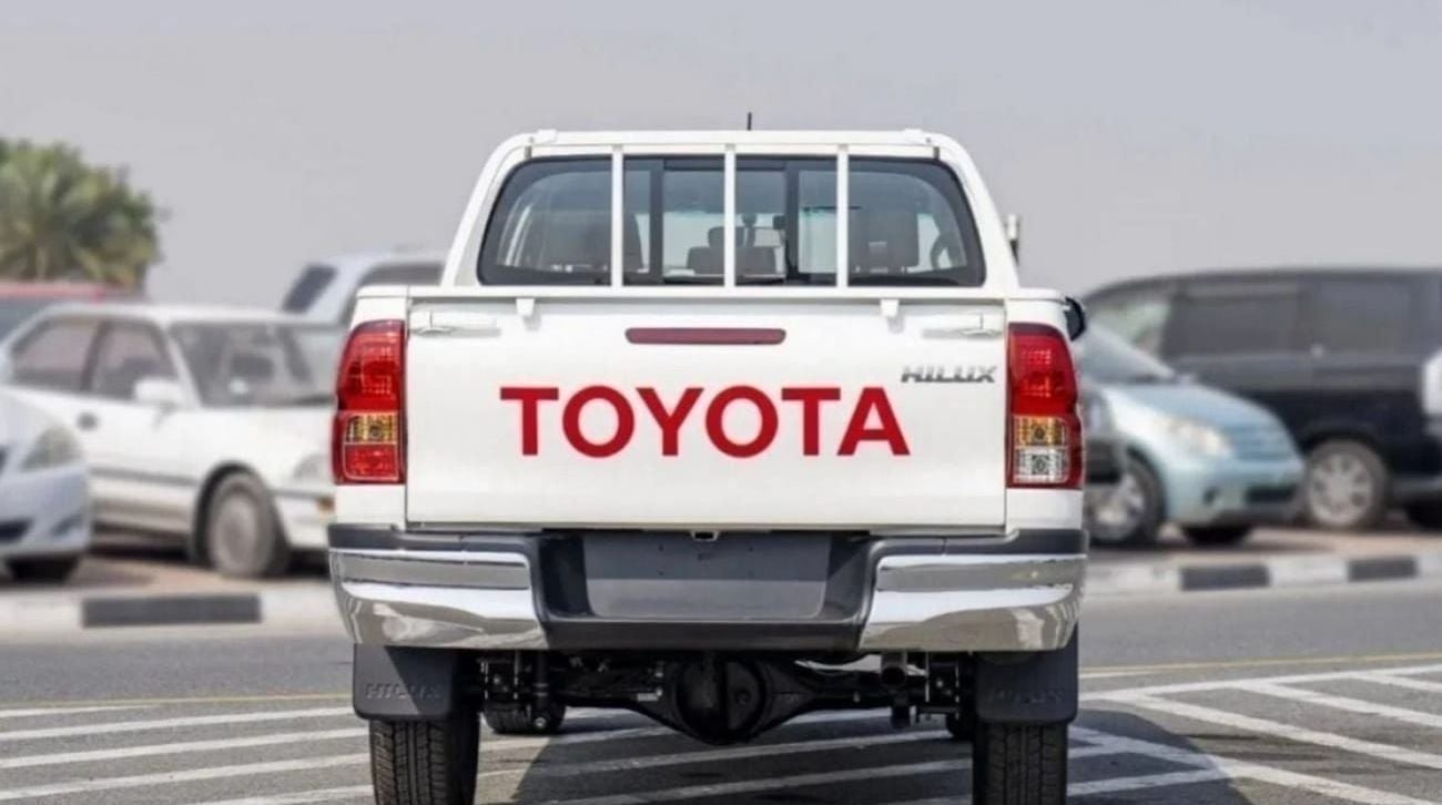 تويوتا هيلوكس DLX TOYOTA HILUX 2.4L DIESEL MT 2023