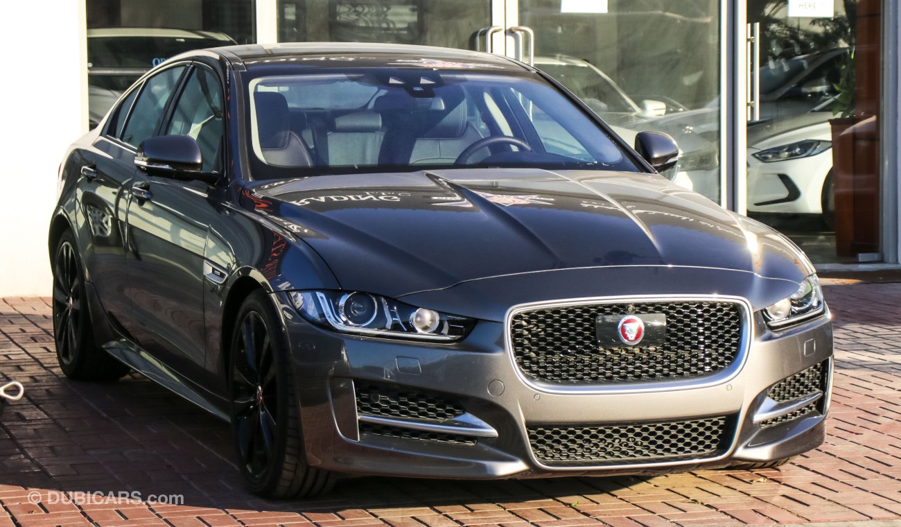 Jaguar XE