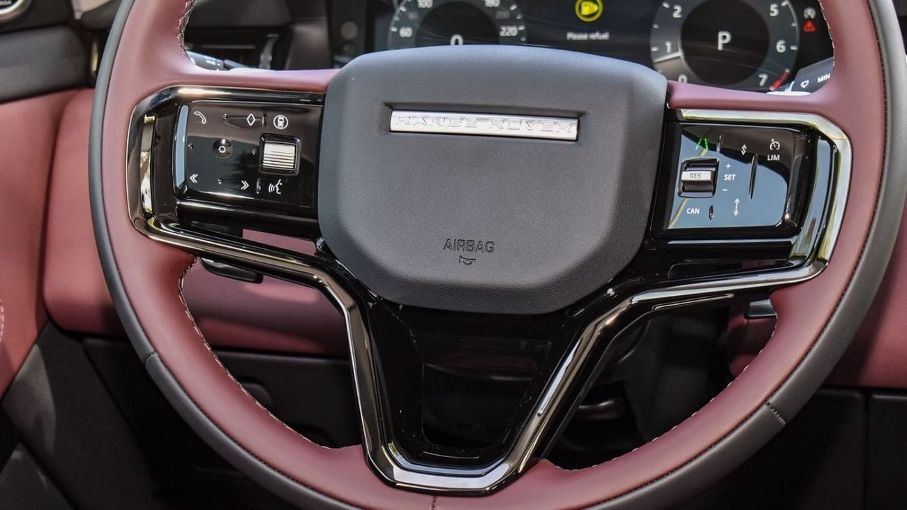 لاند روفر رانج روفر إيفوك SE P250 DYNAMIC 2025! FIVE YEARS WARRANTY!! THREE YEARS SERVICE CONTRACT