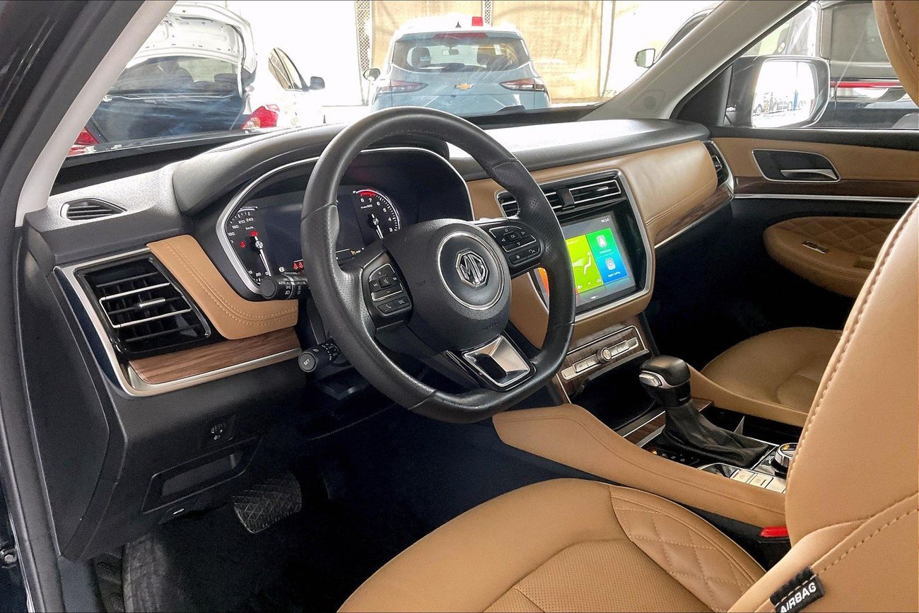 أم جي RX8 Luxury | شامل الضمان | 0 ﺪﻔﻋﺓ ﺃﻮﻟﻯ