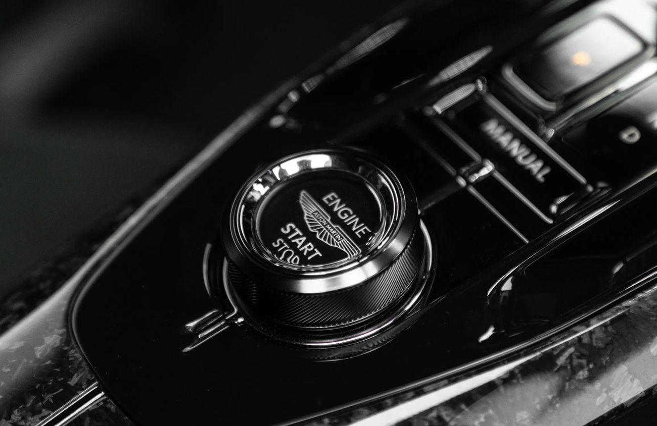 أستون مارتن فالهالا 4.0L V8 Twin-Turbo Engine + eMotors