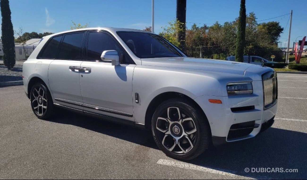 Rolls-Royce Cullinan Black Badge *In route to Dubai - Arrival in 2 weeks* (US Specs)