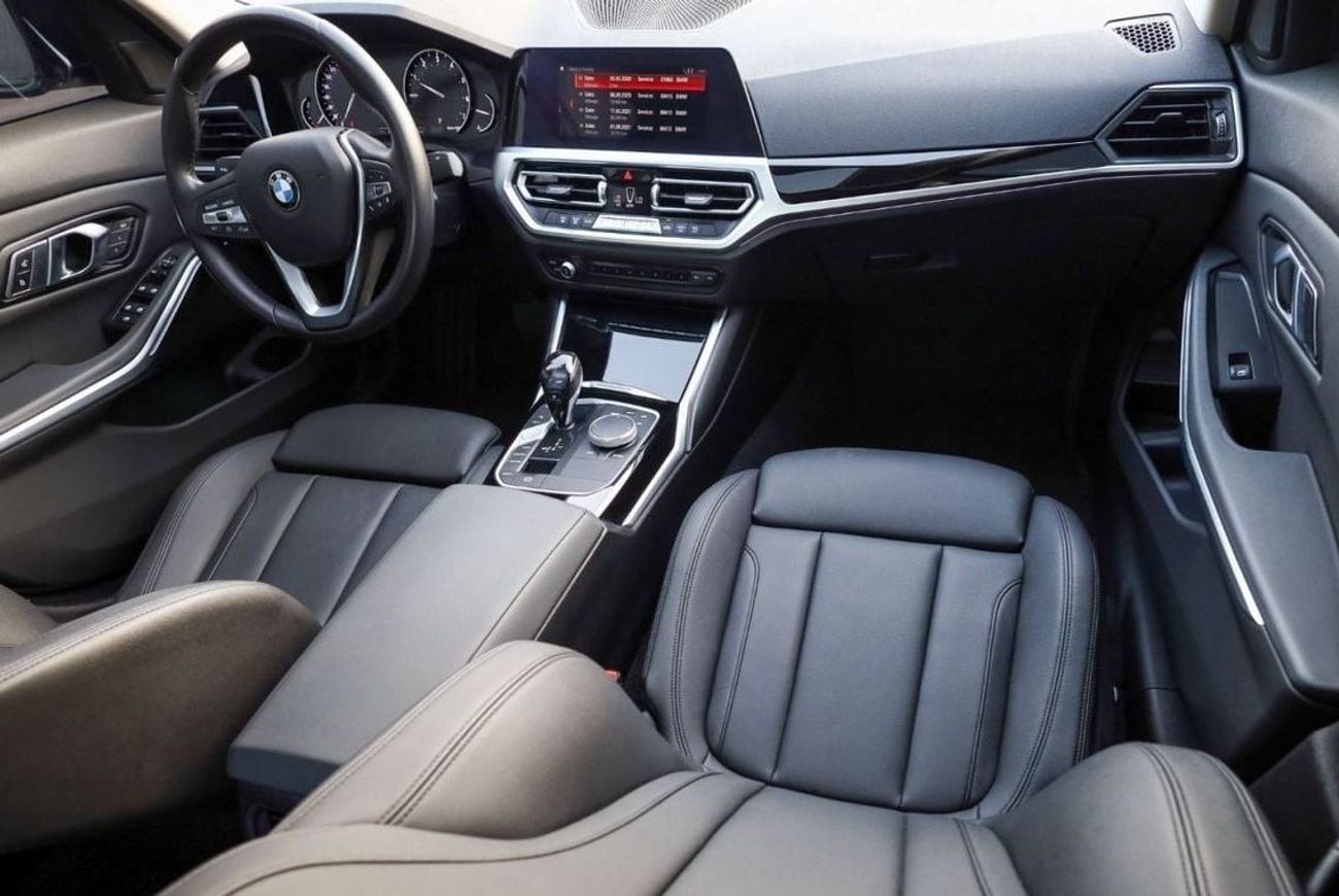 بي أم دبليو 320 اكسكلوسيف