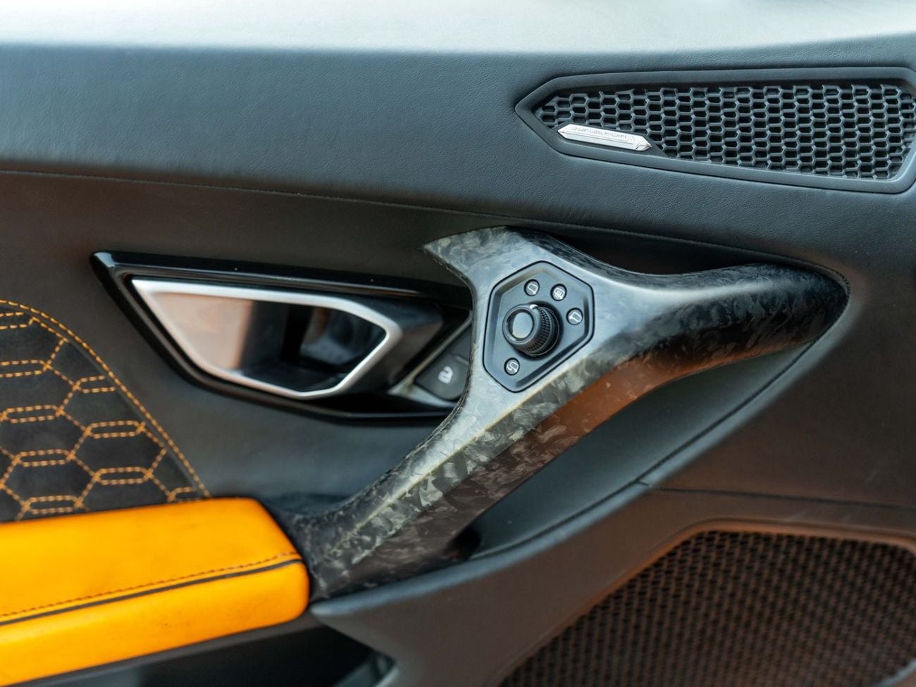 Lamborghini Huracan EVO SPYDER