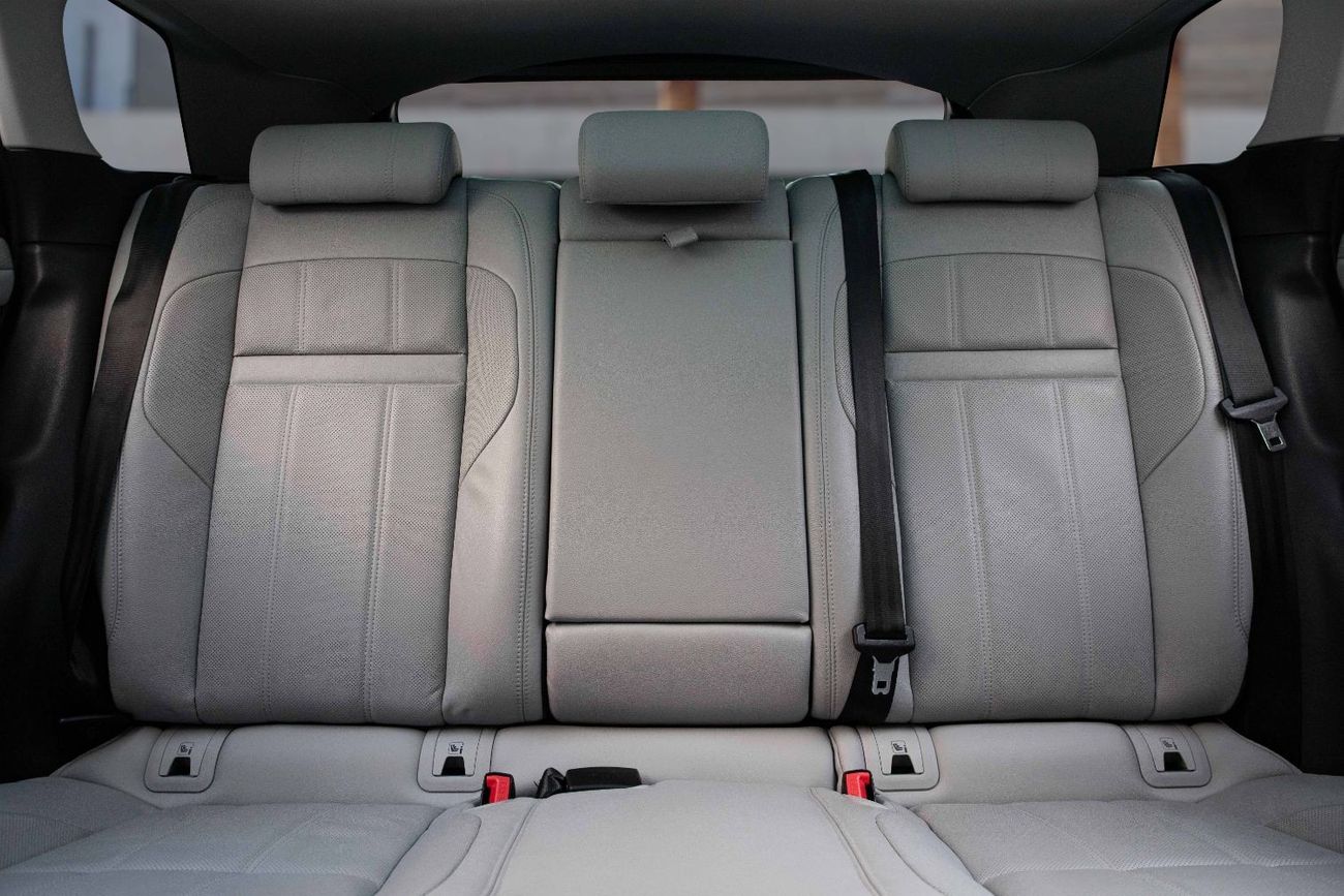 Land Rover Range Rover Evoque P200 R-Dynamic R-Dynamic | 3,819 P.M  | 0% Downpayment | LOW KM'S | STUNNING