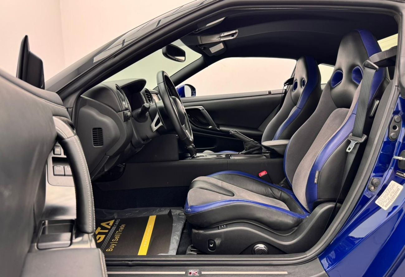 نيسان جي تي ار Track Edition 3.8L (565 HP) 2014 Nissan GT-R Track Edition, Nissan Service History, Excellent Condit