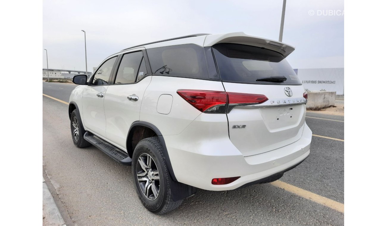 Toyota Fortuner Toyota Fortuner 2017 GCC V4 Free accident for sael