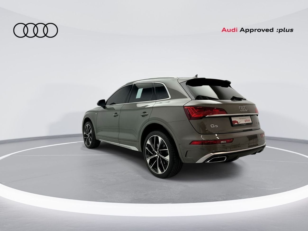 Audi Q5 45 TFSI S-LINE quattro 249hp (Ref# 34372)