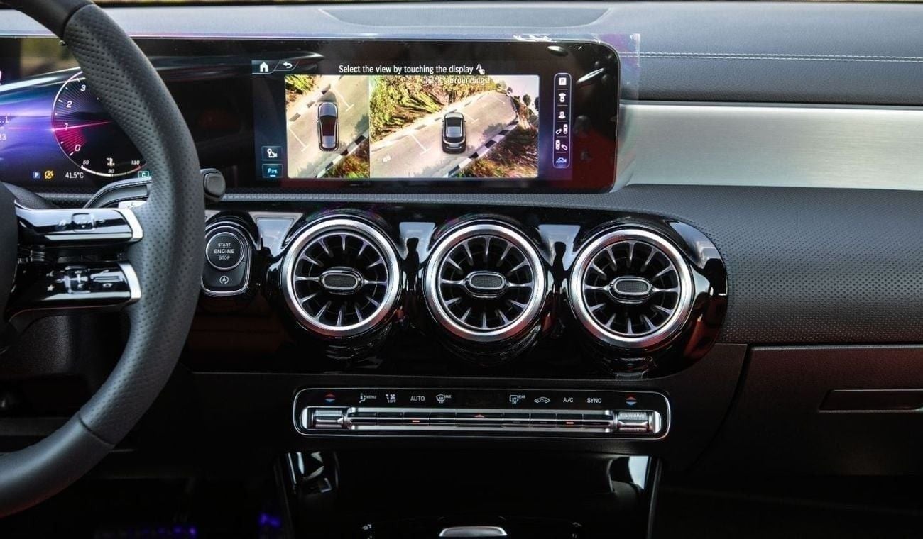 مرسيدس بنز A 200 AMG Hatchback | 2025 | GCC Specs with 5 Years Warranty | For Local Registration +10%