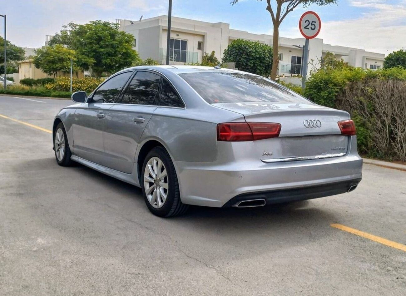 Audi A6 35 TFSI 1.8L