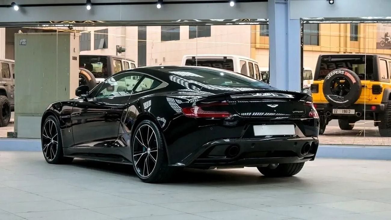 Aston Martin Vanquish STANDARD Aston Martin Vanquish 2014 GCC specs
