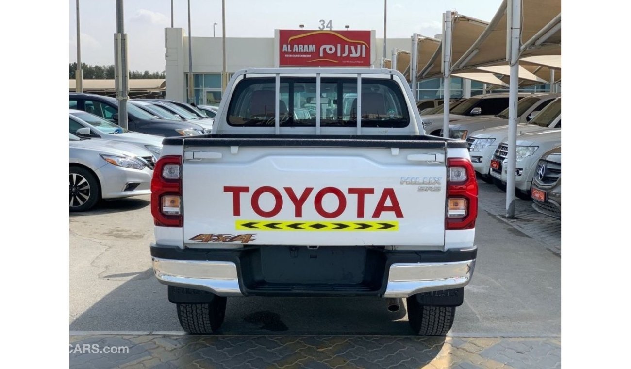 Toyota Hilux SR5 Full Automatic 4x4 Ref#620