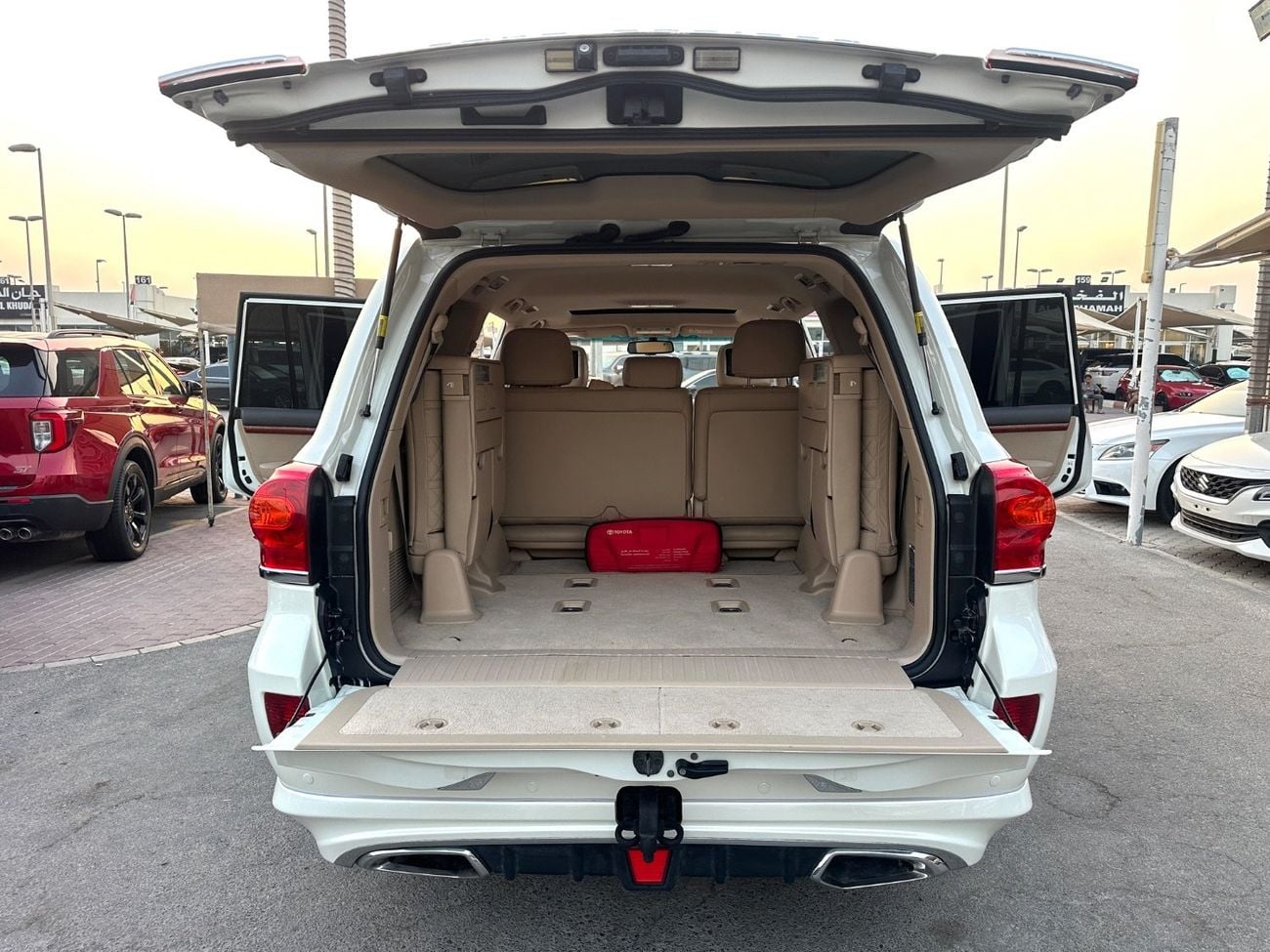 Toyota Land Cruiser GXR