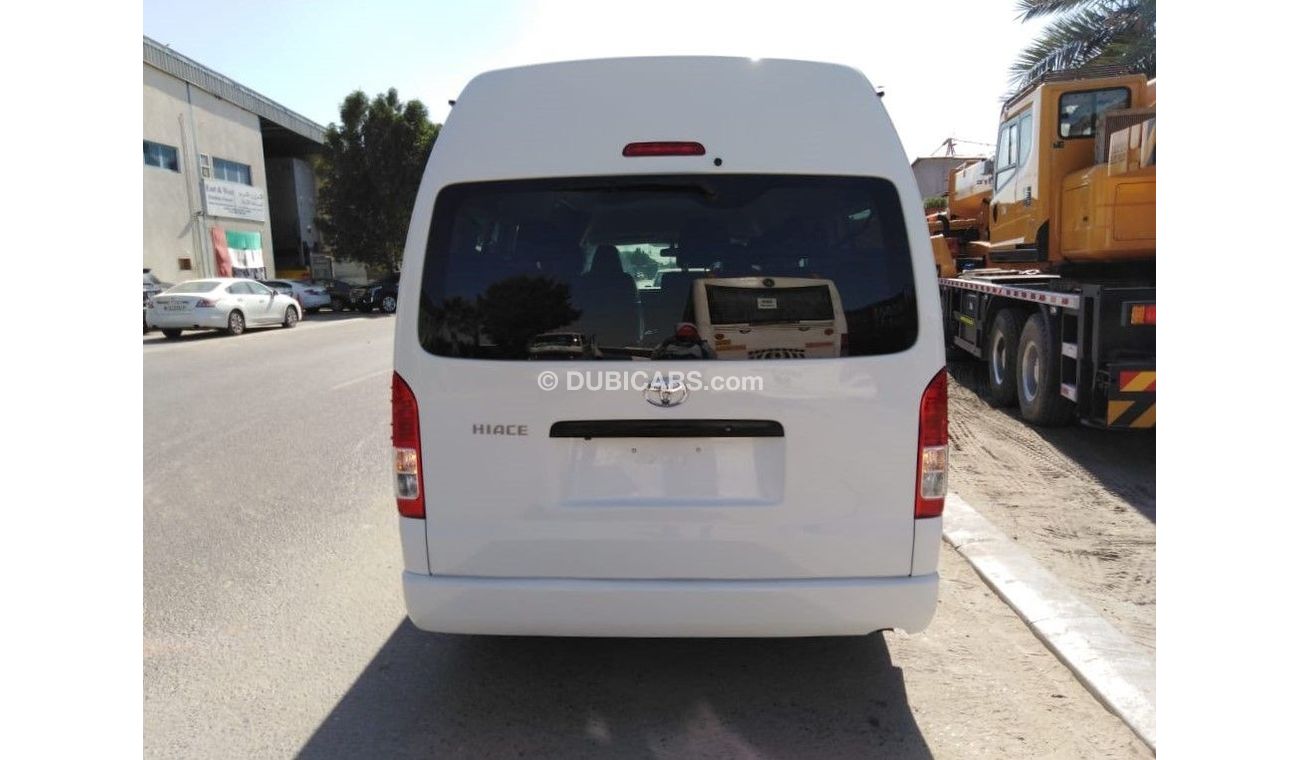 تويوتا هاياس TOYOTA HIACE COMMUTER RIGHT HAND DRIVE (PM1125)