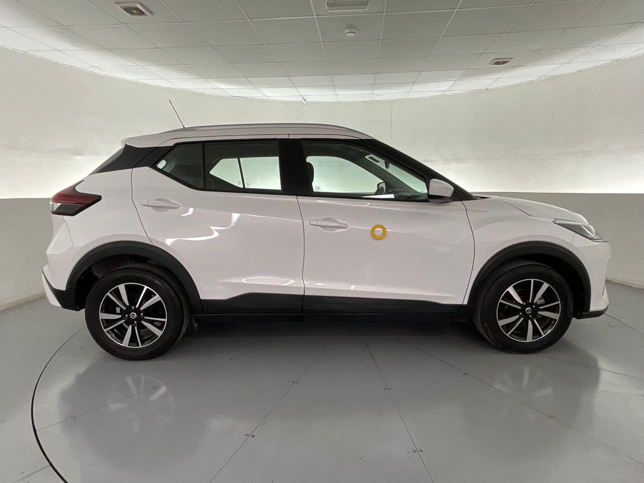 تويوتا يارس E | ضمان مجاني لمدة عام | 0 دفعة أولى