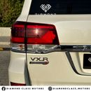 Toyota Land Cruiser Toyota Land Cruiser VXR Full option  GCC  Under Warranty  Full Service History