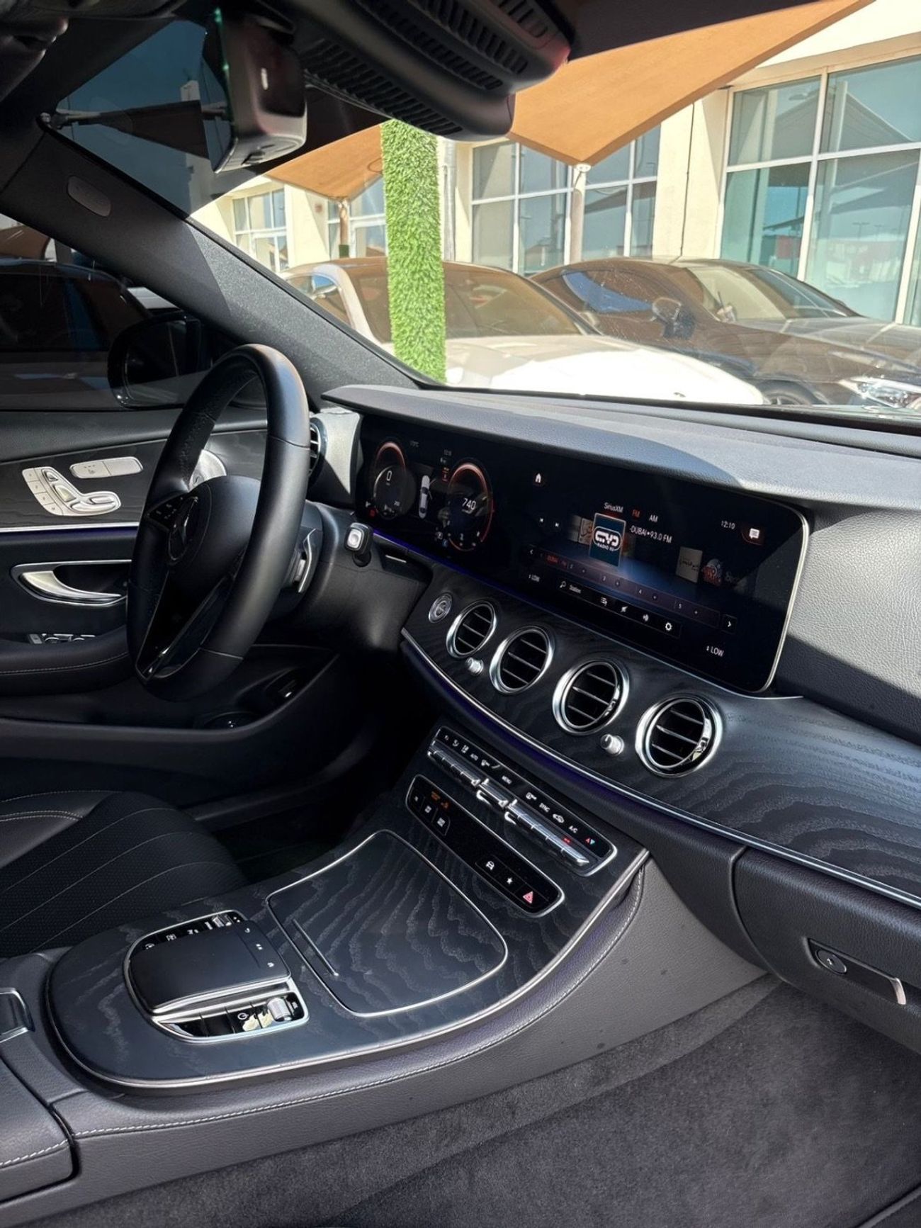 Mercedes Benz E350 4MATIC (NON GCC)