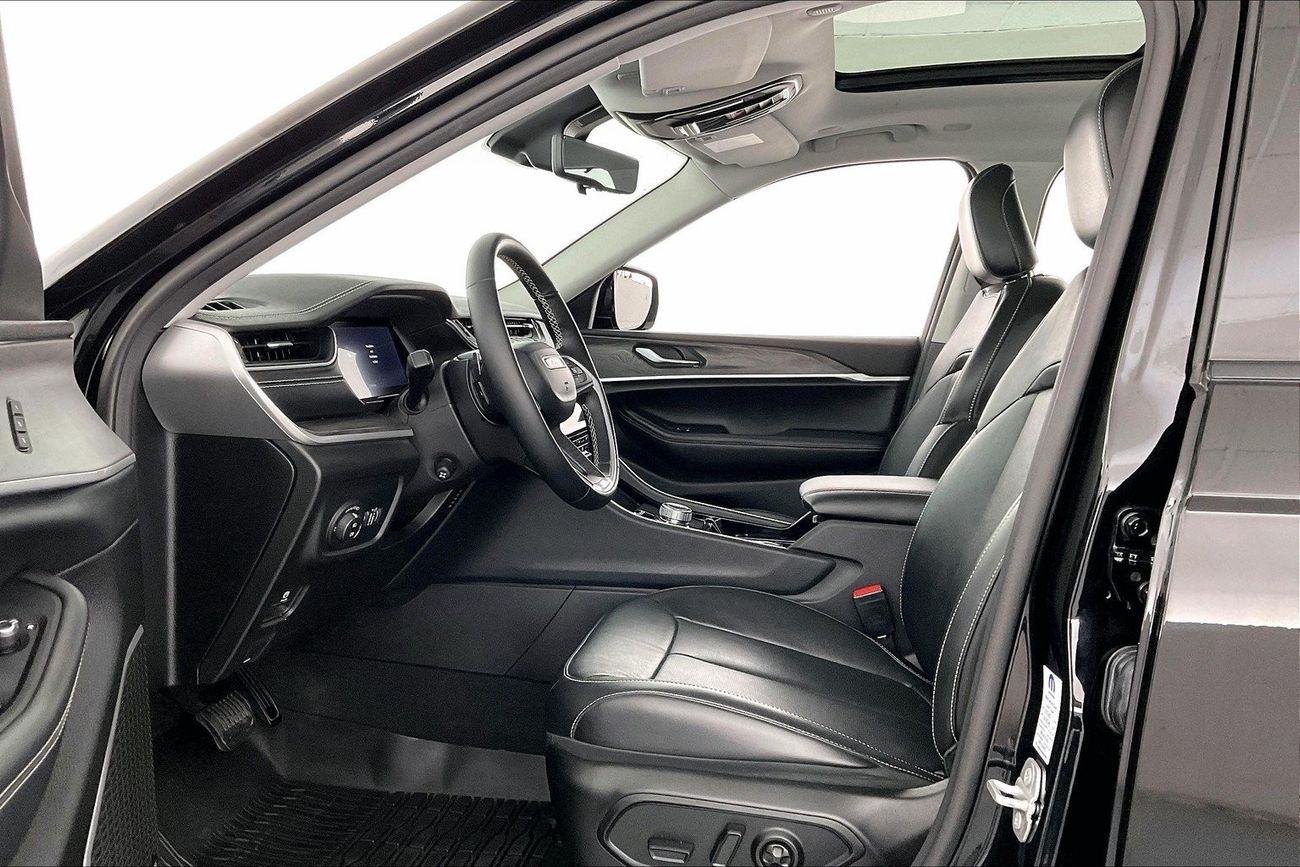 Renault Duster SE| 1 year free warranty | Exclusive Eid offer