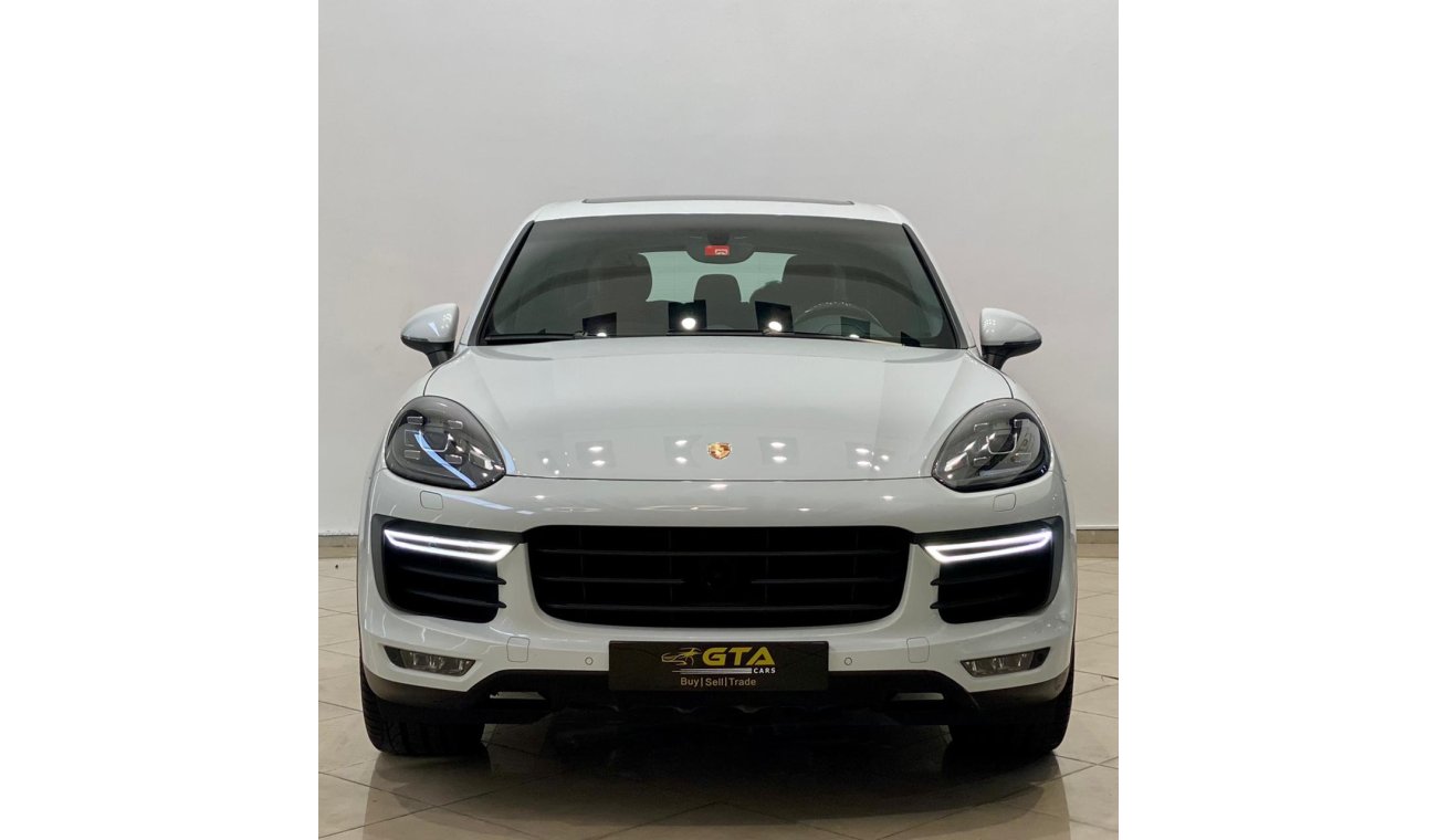 Porsche Cayenne Turbo 2015 Porsche Cayenne Turbo, Porsche Service History, Warranty, Immaculate Condition, GCC