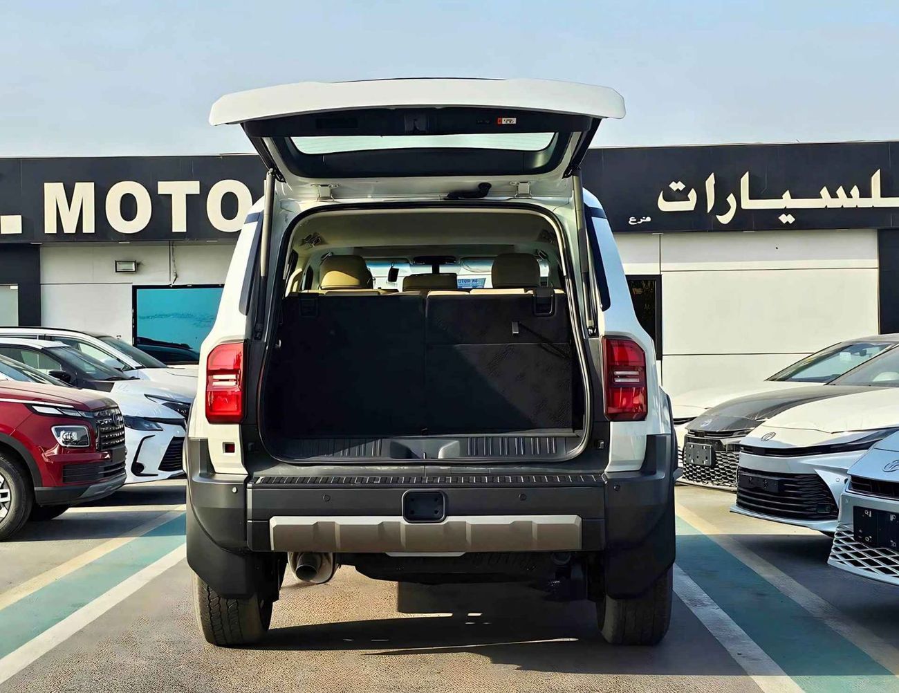 Toyota Prado ALL ROUNDER TURBO / 2.4T V4 PETROL / DRIVER PWR SEAT WITH LEATHER SEATS / FULL OPTION (CODE # P24AR)