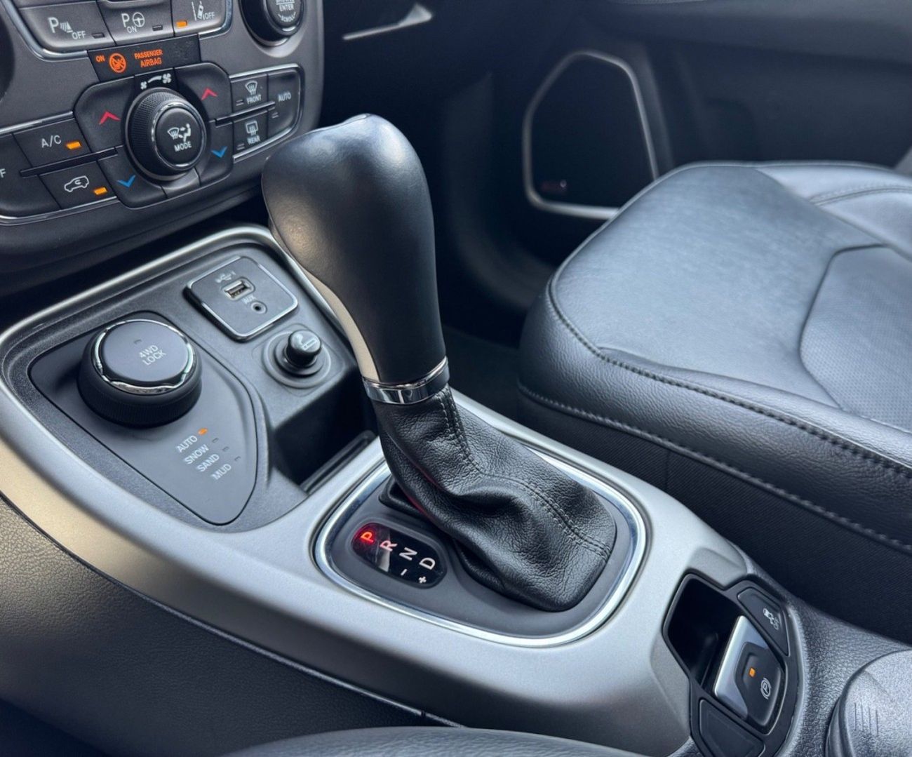 Jeep Compass Limited 2.4L (182 HP)