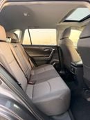 تويوتا راف ٤ XLE 4x4 Drive Full option/ sunroof, push start