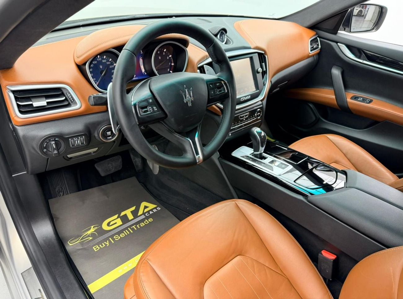 Maserati Ghibli 2016 Maserati Ghibli Q4, Full Maserati Service History, Fully Loaded, Excellent Condition, GCC