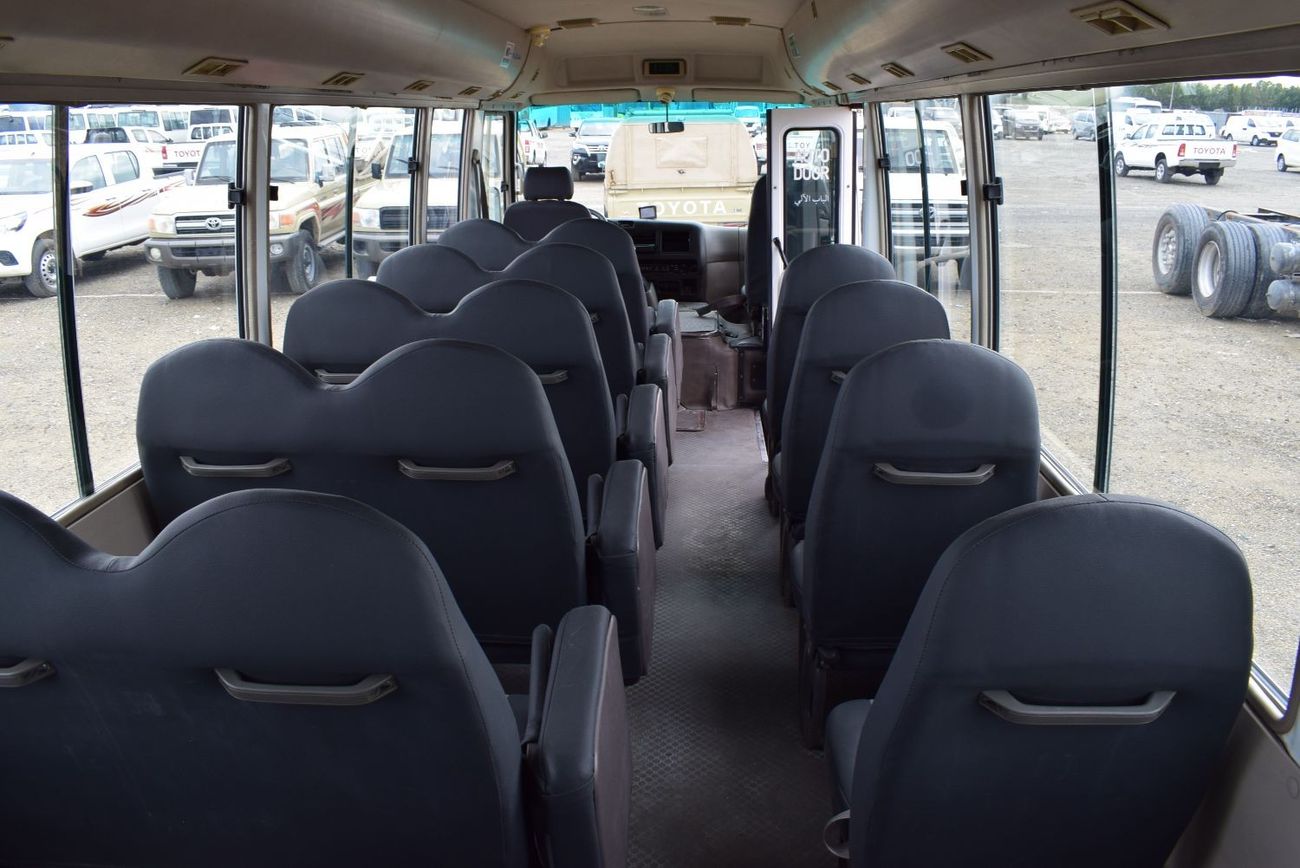 Mitsubishi Rosa Mitsubishi Rosa Bus, Model:2015. Excellent condition