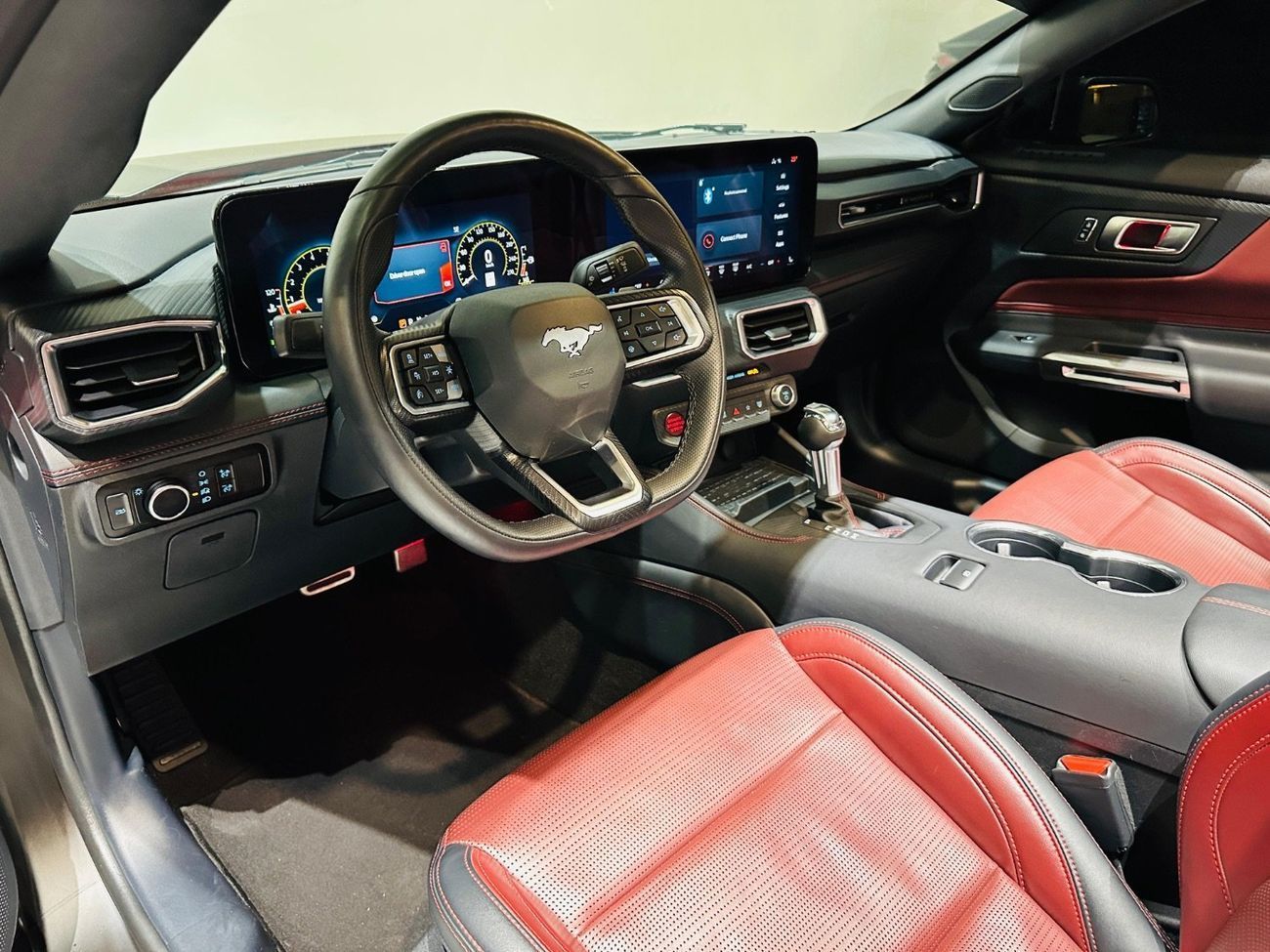 فورد موستانج GT Premium 5.0L (460 HP) Convertible A/T