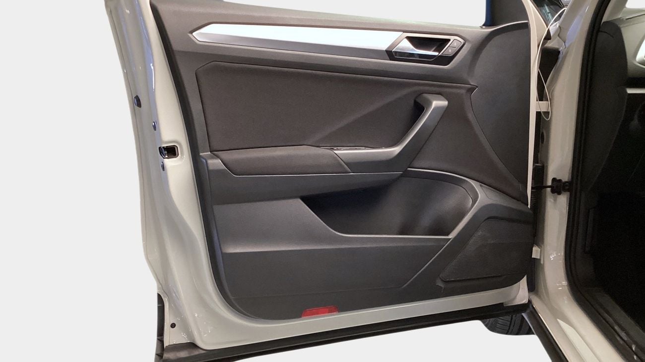 فولكس واجن T ROC Life | شامل الضمان | 0 ﺪﻔﻋﺓ ﺃﻮﻟﻯ