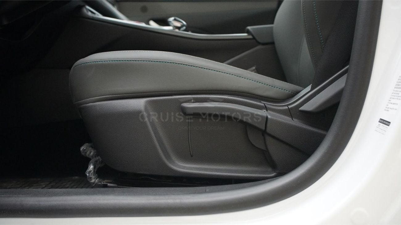 BYD QIN PLUS STD 1.5L PHEV DM-i | LHD | WHITE | BRAND NEW