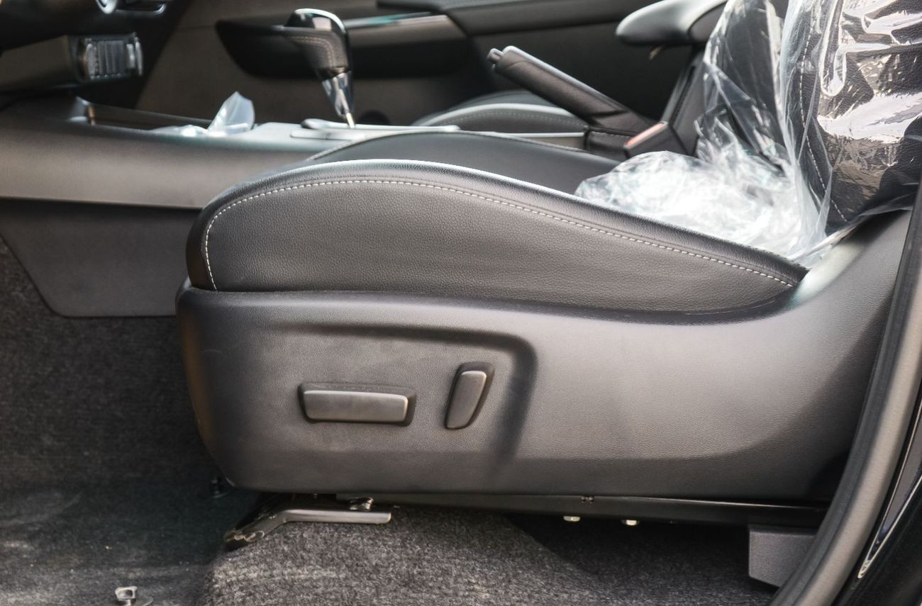 تويوتا هيلوكس TOYOTA HILUX GR SPORTS 2.8L 4WD DIESEL PICKUP 2024