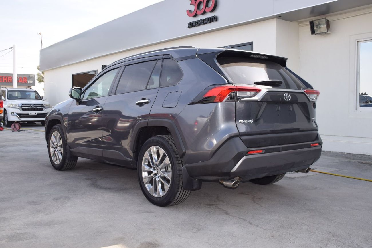 Toyota RAV4 LE 2.0L FWD