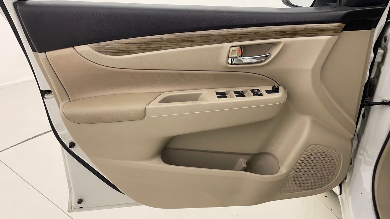 سوزوكي سياز GL 1.5 | بدون دفعة مقدمة | اختبار القيادة في المنزل