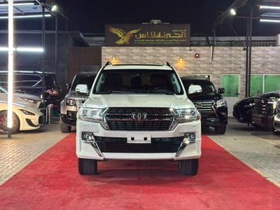 تويوتا لاند كروزر VXR