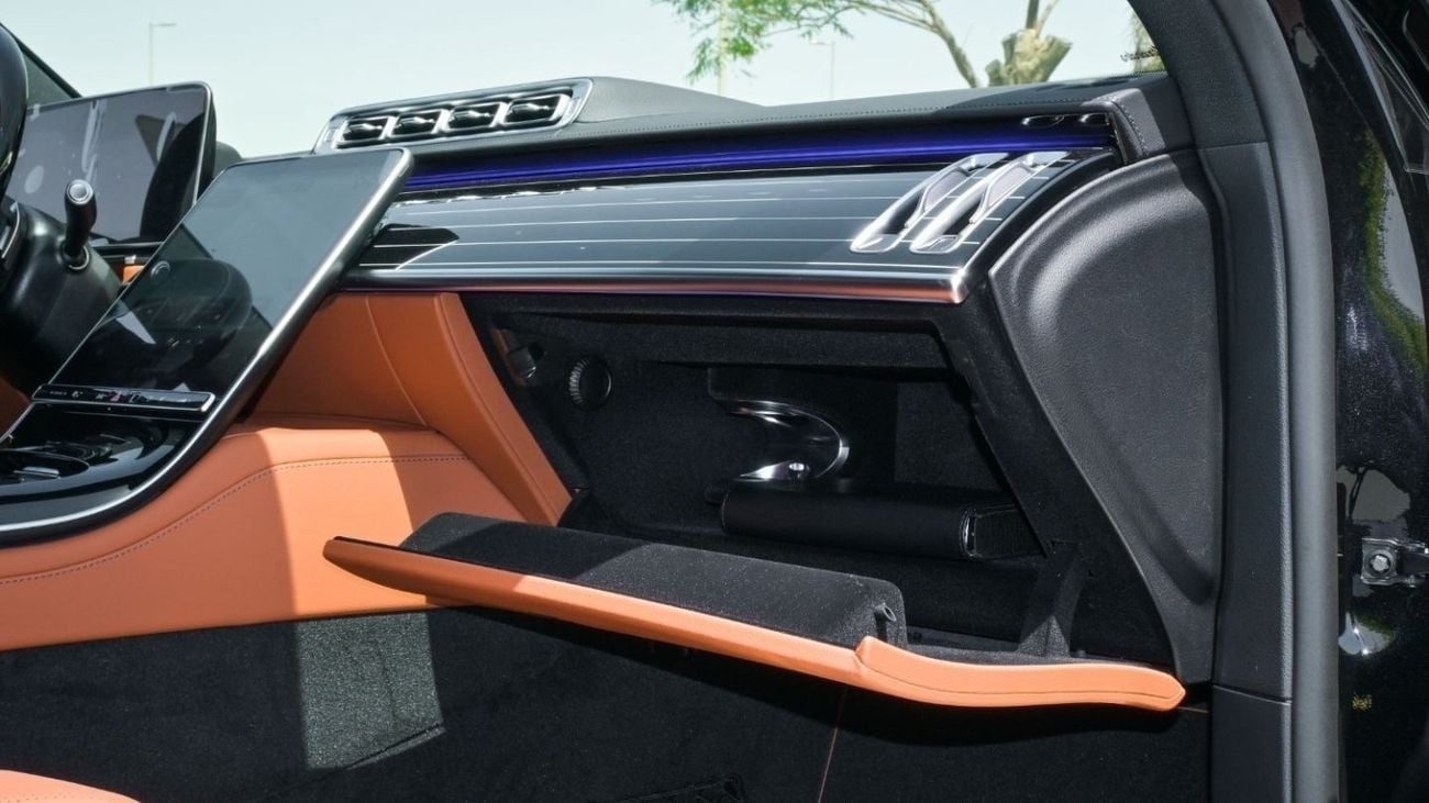 Mercedes Maybach S580 Maybach Mercedes-Benz S580 Maybach VIP Seats, Fully Loaded REAR AXLE STEERING | 2024