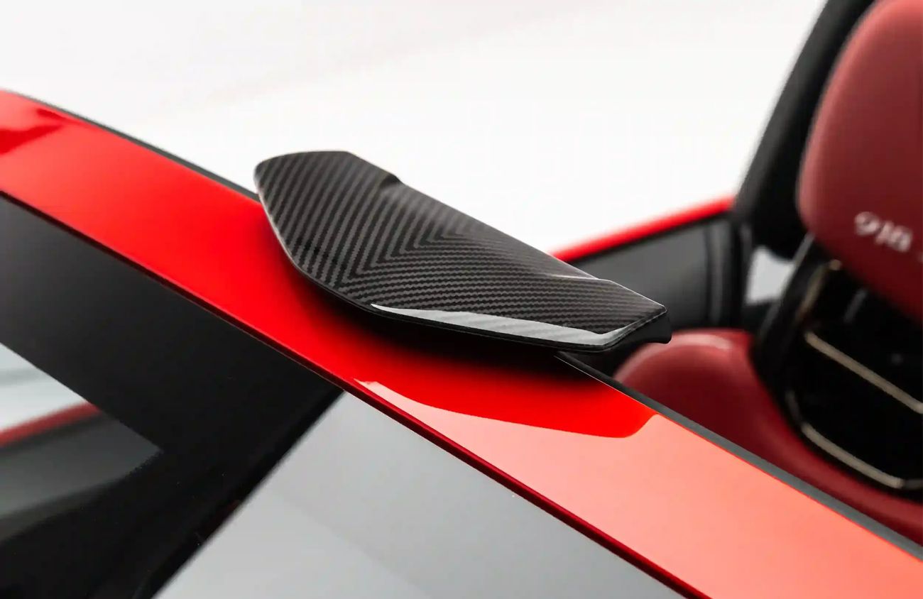 Porsche 918 Spyder 4.6L V8 N/A engine + emotor