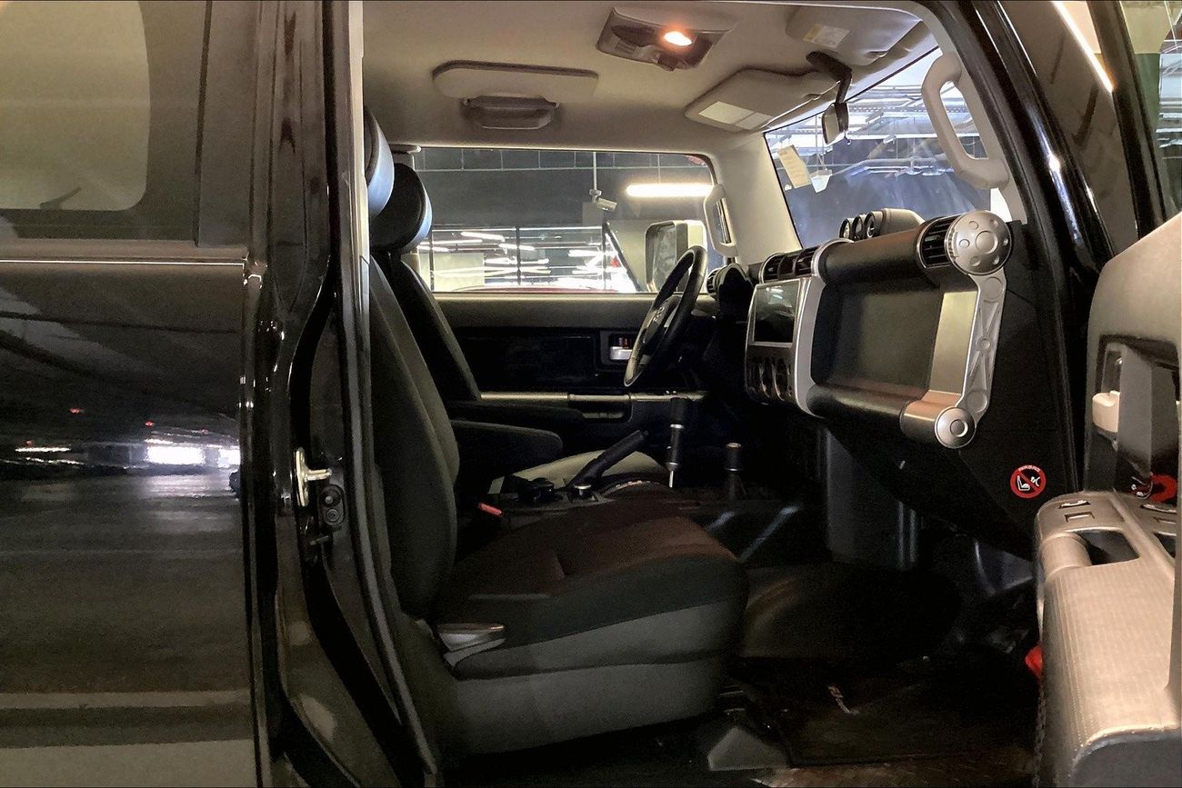 Toyota FJ Cruiser GXR | Guaranteed Warranty | 0 Down Payment